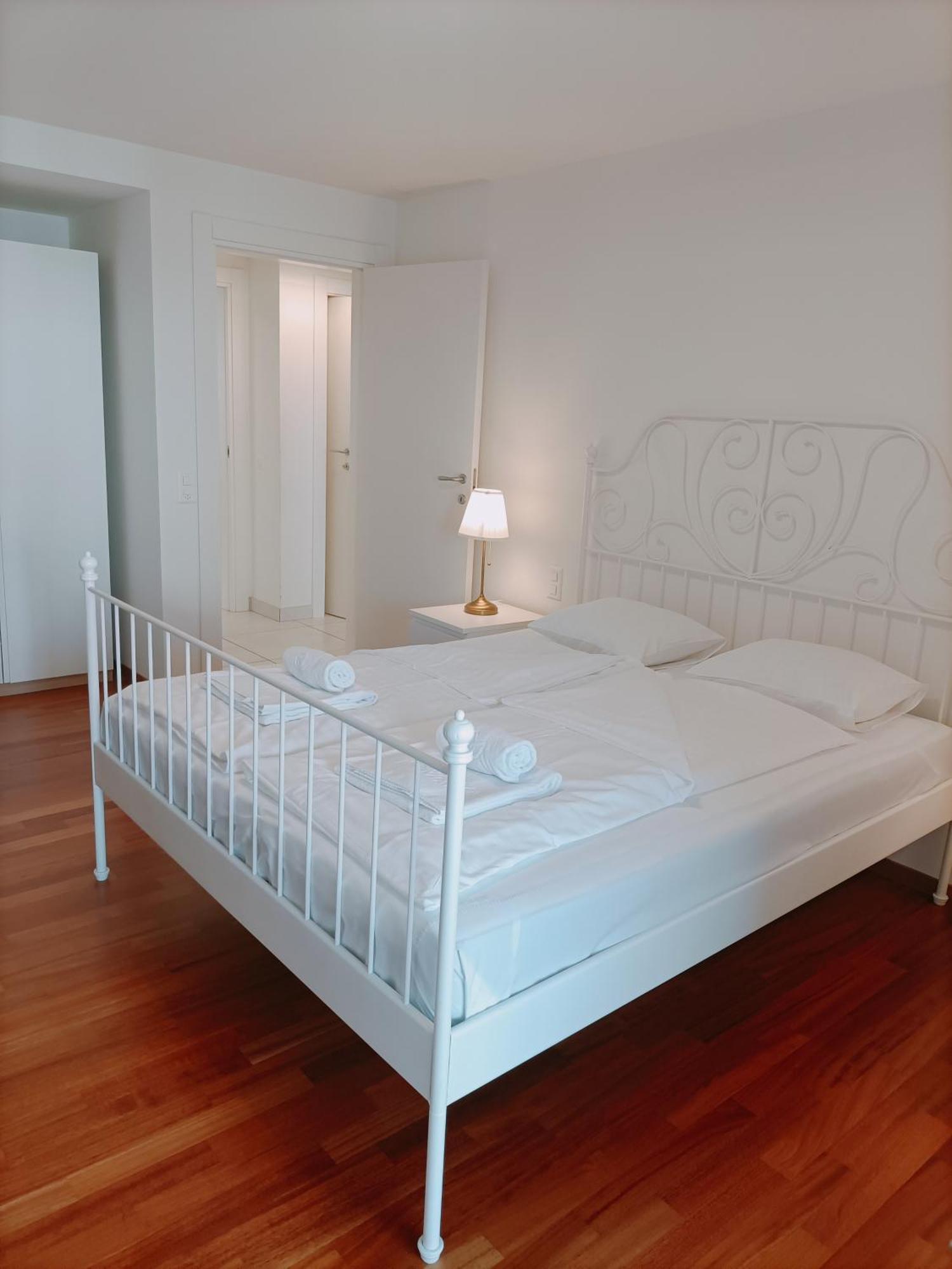 Residenza Vivian Deluxe Apartments Locarno Zewnętrze zdjęcie